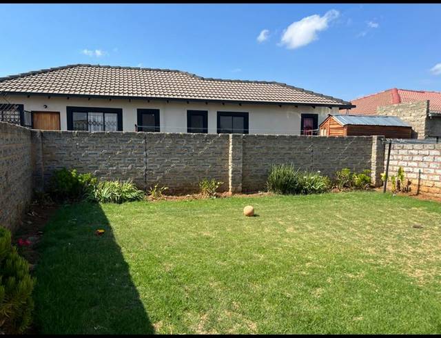 2 BEDROOM HOUSE FOR SALE IN ELANDSPOORT